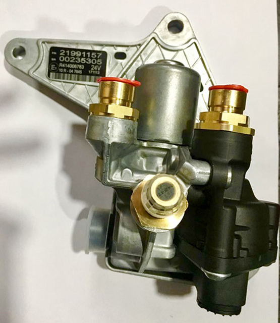 Válvula VOLVO. Referencia 21991157 Promoción de Válvulas VOLVO 21991157 SCAORTIZ recambios originales promoción recambios camión Minglanilla - Válvula VOLVO. Referencia 21991157