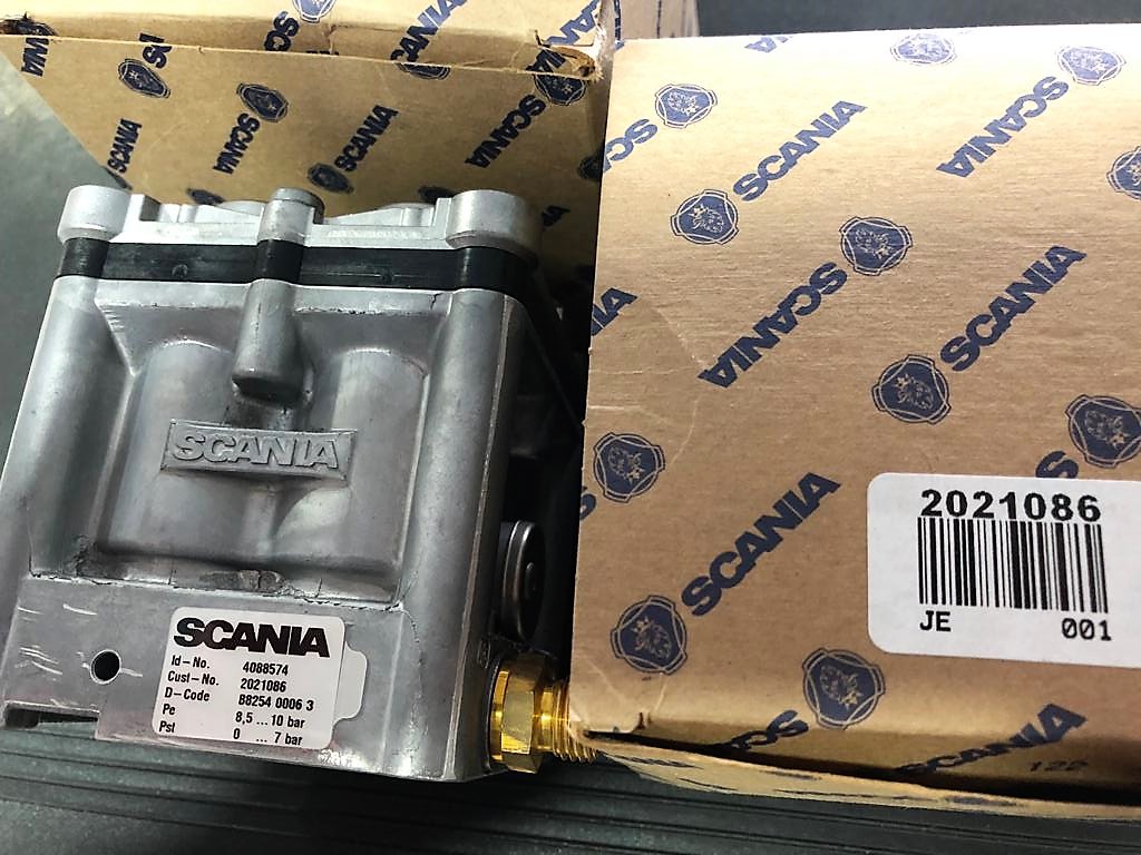 Bloque de válvulas SCANIA. Referencia 2021086 2021086
